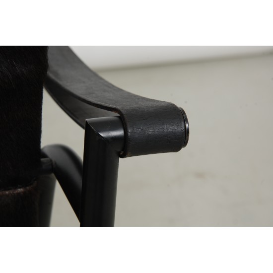 Le Corbusier LC-1 stol hairyskin sort og hvid