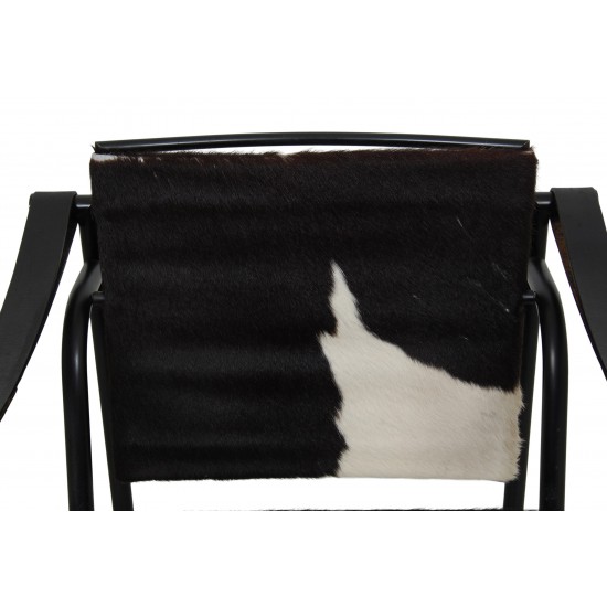 Le Corbusier LC-1 stol hairyskin sort og hvid