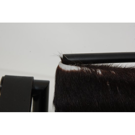 Le Corbusier LC-1 stol hairyskin sort og hvid