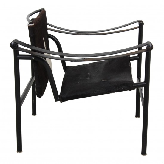 Le Corbusier LC-1 stol hairyskin sort og hvid