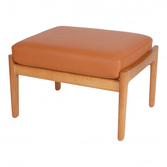 Hans J Wegner GE-290 ottoman