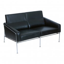 Arne Jacobsen 2pers Airport sofa newly upholstered with black aniline leather Arne Jacobsen 2pers Airport sofa newly upholstered with black aniline leather