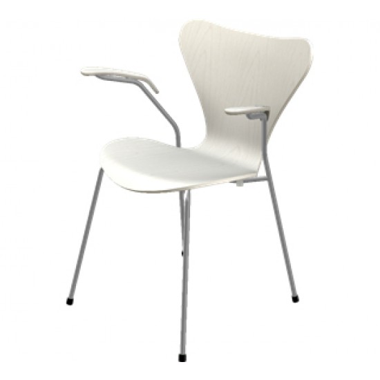 Arne Jacobsen New 7 chair with armrests white colored ash