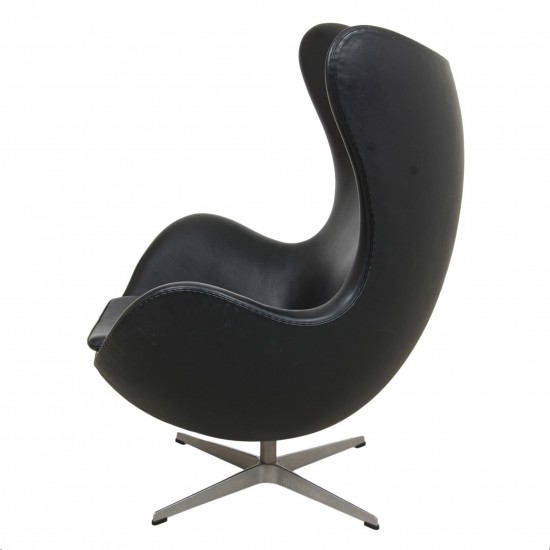 Arne Jacobsen Ægget i originalt sort læder 