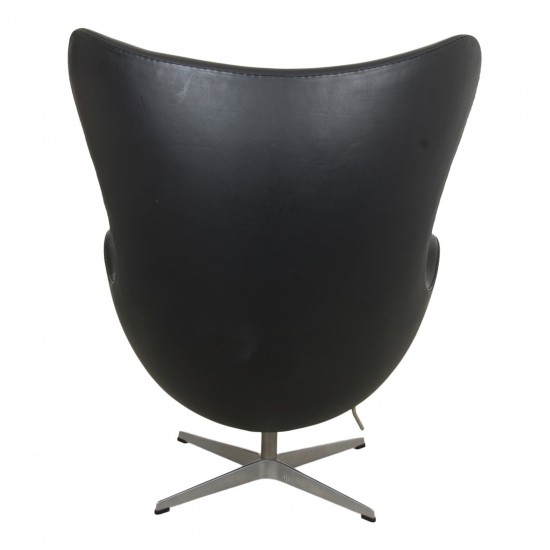 Arne Jacobsen Ægget i originalt sort læder 
