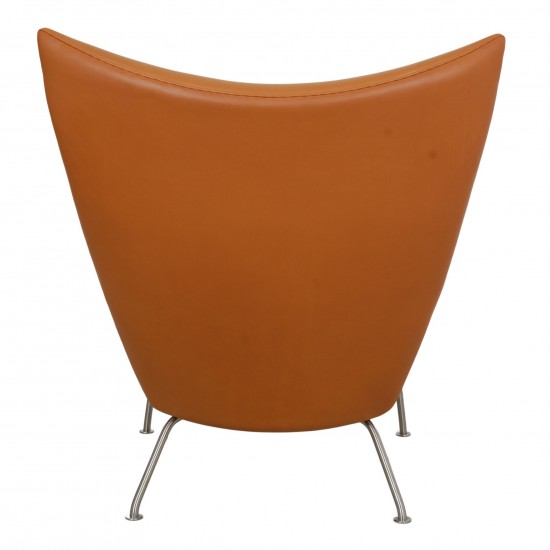 Hans Wegner Wingchair reupholstered i cognac anilin leather