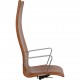 Arne Jacobsen Høj Oxford kontorstol i patineret cognac læder