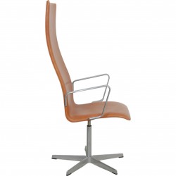 Arne Jacobsen Tall oxford chair in cognac anilin leather