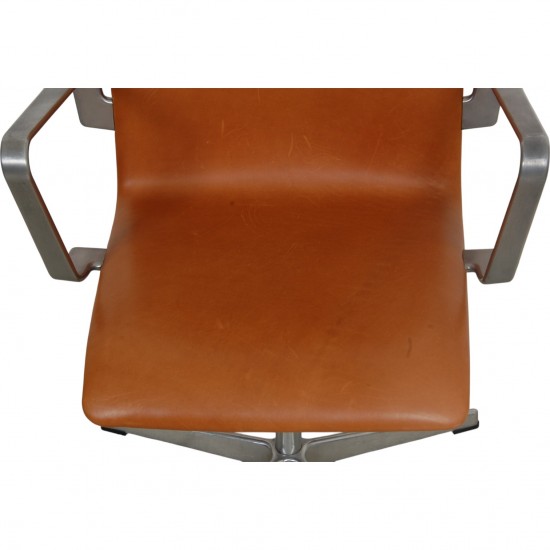 Arne Jacobsen Høj Oxford stol i cognac anilin læder
