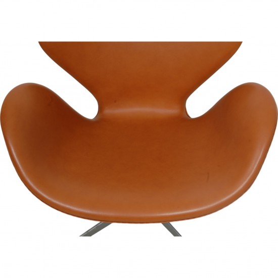 Arne Jacobsen Vintage Svane stol nybetrukket med Cognac Classic læder