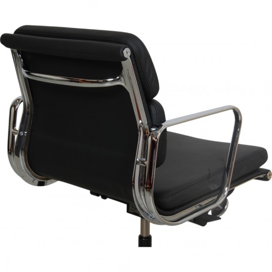 Charles Eames Ea-217 kontorstol nybetrukket med sort læder