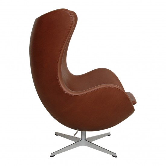 Arne Jacobsen Egg newly upholstered with mokka aniline leather