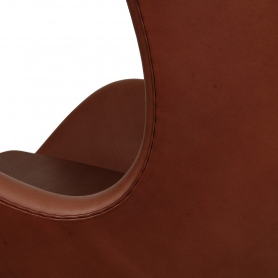 Arne Jacobsen Egg newly upholstered with mokka aniline leather