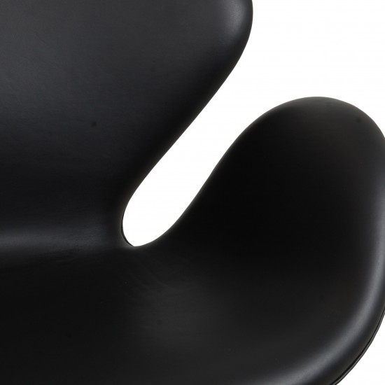 Arne Jacobsen Svane sofa i sort læder 