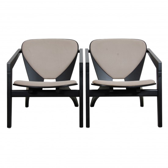 Set Hans Wegner Butterfly chairs with black frame (2) 