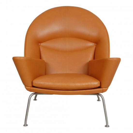 Hans Wegner Oculus Lounge chair reupholstered in cognac anilin leather