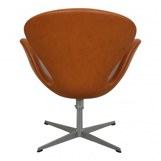 Arne Jacobsen Vintage Svane stol nybetrukket i cognac classic læder