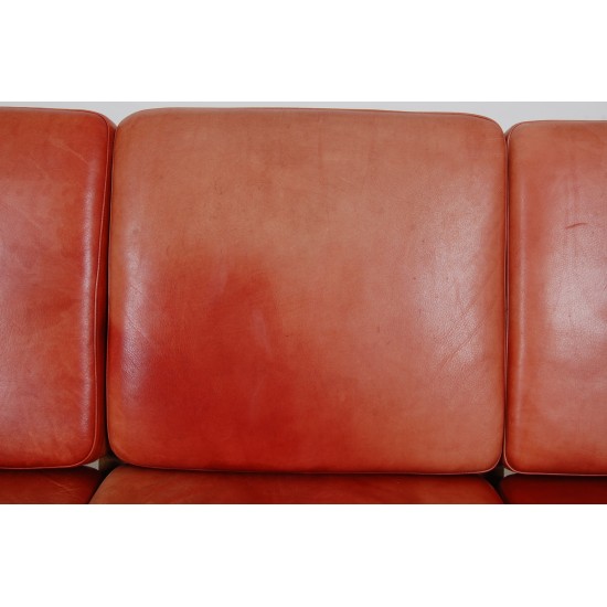 Hans Wegner GE-290 3. seater sofa in patinated red aniline leather