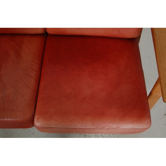 Hans Wegner GE-290 3. seater sofa in patinated red aniline leather