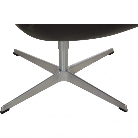 Arne Jacobsen Svanestol i sort Grace læder