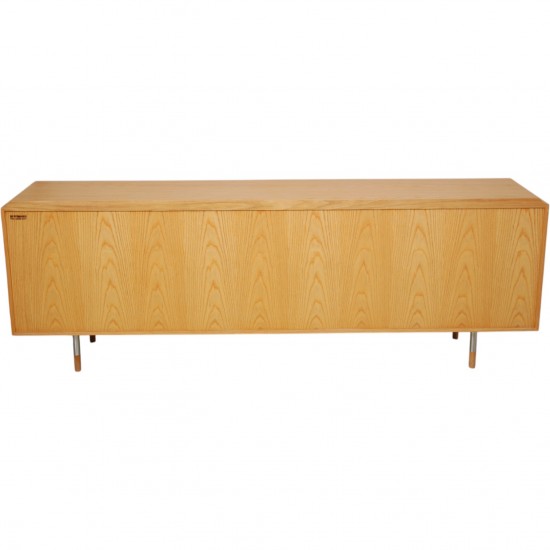 Arne Vodder AV01 Sideboard of oak