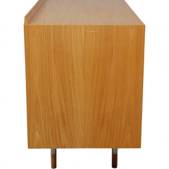 Arne Vodder AV01 Sideboard of oak