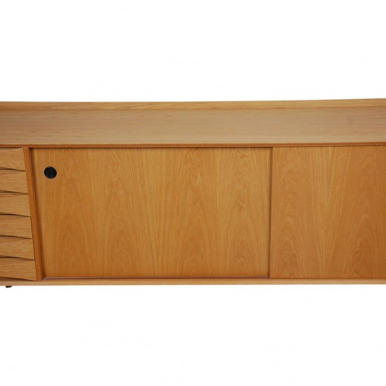 Arne Vodder AV01 Sideboard of oak