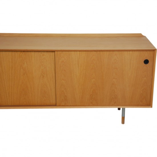Arne Vodder AV01 Sideboard of oak