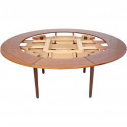 Dyrlund flip flap dining table of rosewood