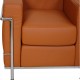 Le Corbusier LC2 lænestol betrukket med cognac bizon læder
