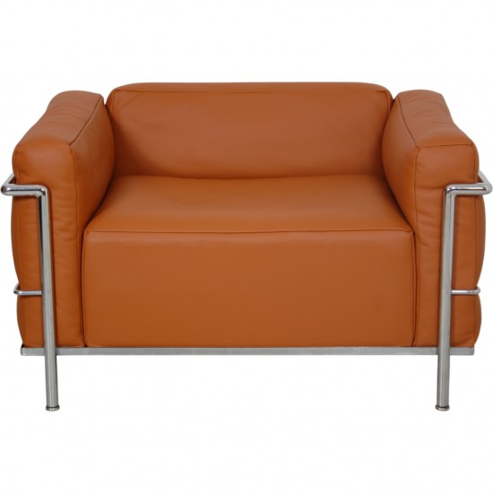 Le Corbusier LC3 lænestol betrukket med cognac bizon læder