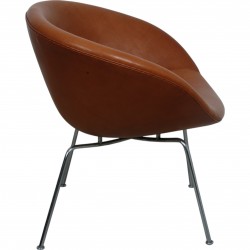 Arne Jacobsen Pot chair in cognac anilin leather