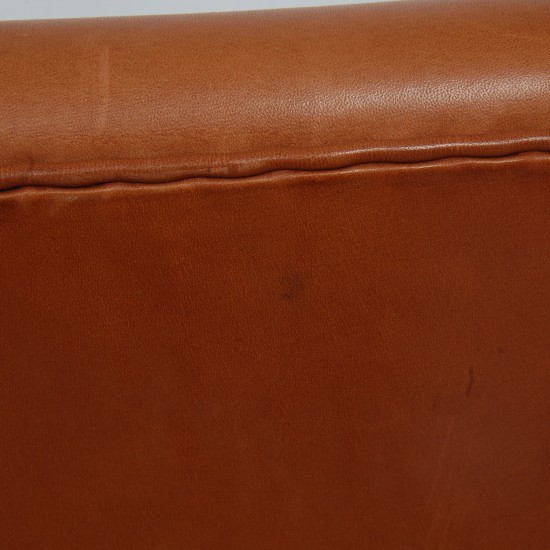 Arne Jacobsen Gryde stol i cognac anilin læder