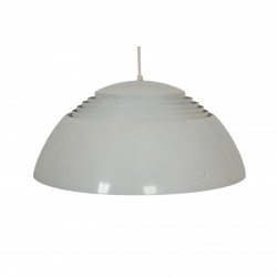 Arne Jacobsen White Royal Pendat 38 cm