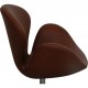Arne Jacobsen Svane stol nybetrukket med Mokka Classic læder