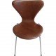 Sæt af 3 Arne Jacobsen Syver stole i patineret brun anilin læder