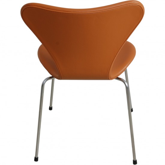 Sæt af 6 Arne Jacobsen Syver stole nybetrukket med whisky classic læder