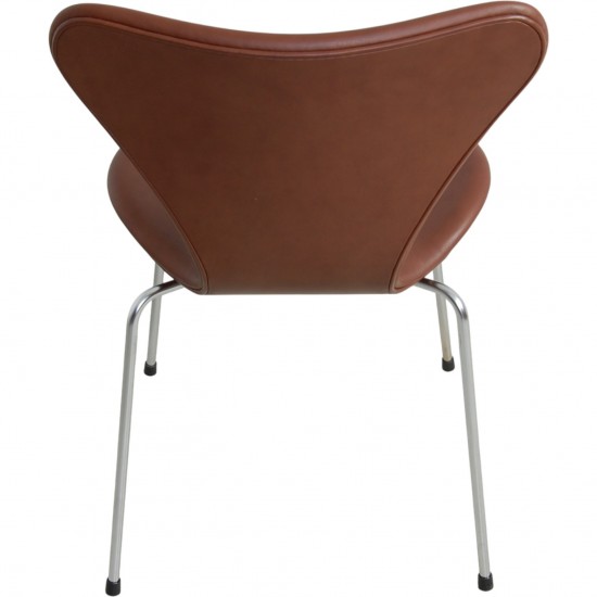Sæt af 6 Arne Jacobsen Syver stole i mokka classic læder