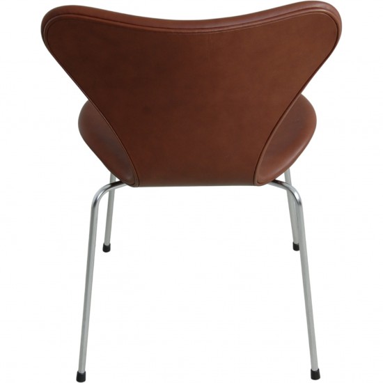 Sæt af 6 Arne Jacobsen Syver stole i mokka classic læder