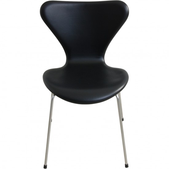 Sæt af 6 Arne Jacobsen Syver stol i sort Classic læder