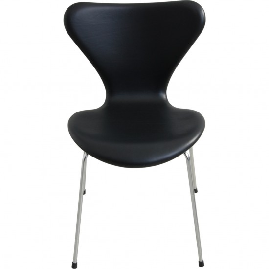 Sæt af 6 Arne Jacobsen Syver stol i sort Classic læder