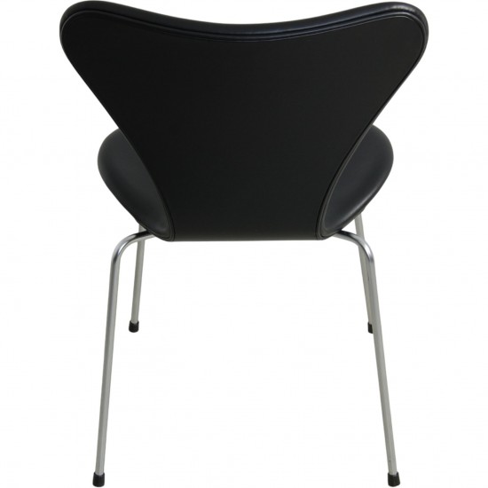 Sæt af 6 Arne Jacobsen Syver stol i sort Classic læder