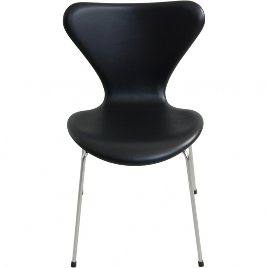 Sæt af 6 Arne Jacobsen Syver stol i sort Classic læder