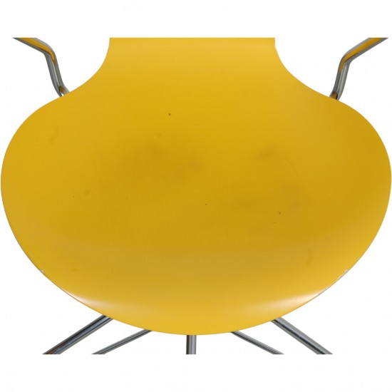 Arne Jacobsen gul 3217 kontorstol 2000