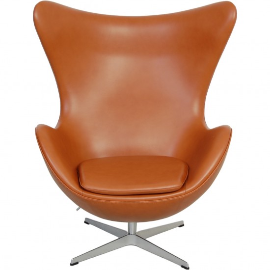 Arne Jacobsen Ægget stol nybetrukket med valnød classic læder