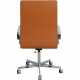 Arne Jacobsen Oxford mellemhøj kontorstol nybetrukket med Whisky classic læder