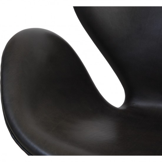 Arne Jacobsen Svane sofa i sort Grace læder 2019