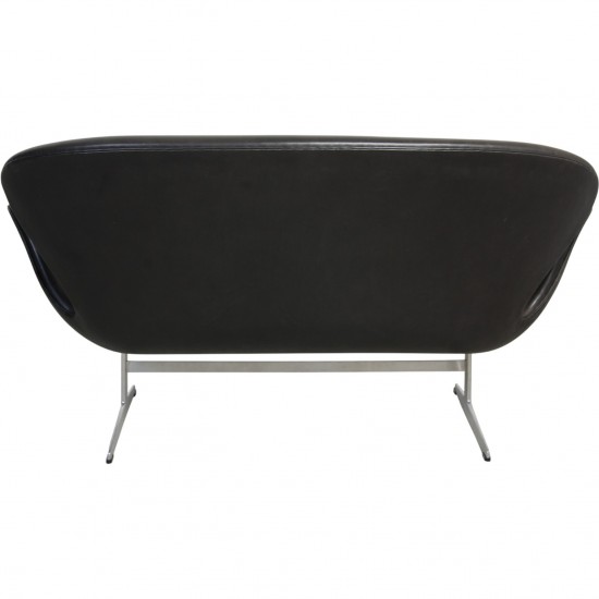Arne Jacobsen Svane sofa i sort Grace læder 2019