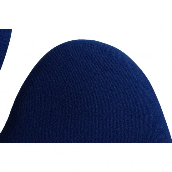 Arne Jacobsen Svane stol i blåt stof 2022