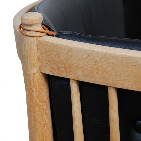 Børge Mogensen Spoke-back sofa in black leather 1970s